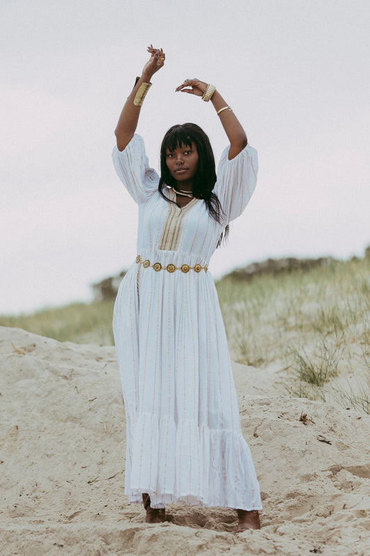 Queen of the Nile in White